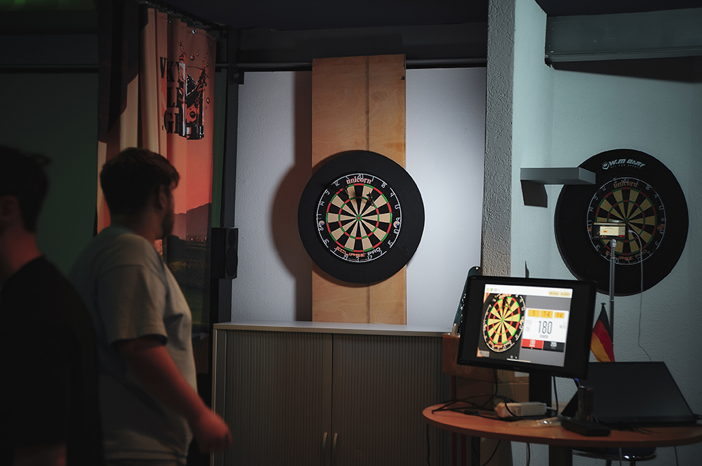 Ein Spiel unter Freunden: Unsere Gäste haben ein Dart-Turnier veranstaltet